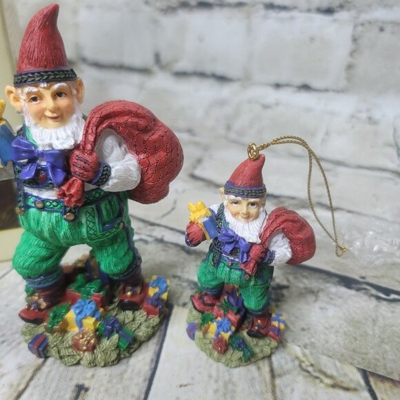 The International Santa Claus Collection Figurine Jola Sveinar Iceland 1998 - Picture 4 of 7